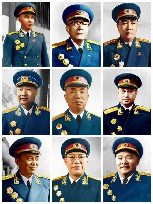 去领略一下将军的风采——        在灿若星辰的中国人民解放军将军