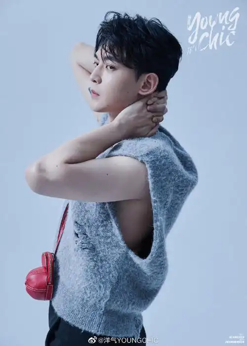 boy最洋气#不再只是无忧无虑的大男孩,时间的磨砺让@唐晓天daddi拥有