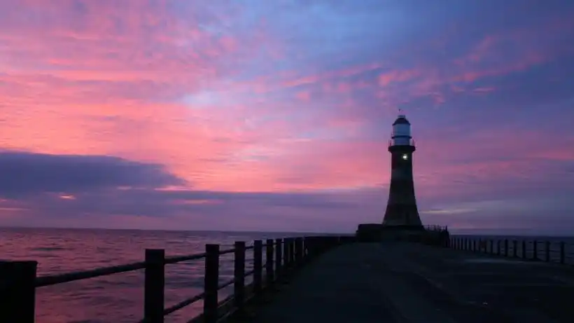 矗立在海边的灯塔风景桌面壁纸图片第20张