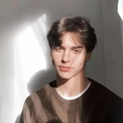 外国小哥哥帅气头像男生高清图片