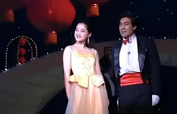 梅婷:花200万养"白眼狼"前夫,如今嫁摄影师却成"人生赢家"