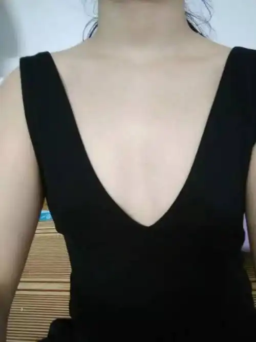 女生平胸是一种什么样的体验?