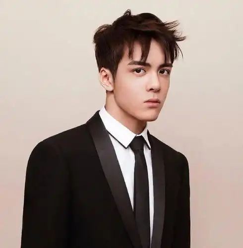 微信头像曾舜晞