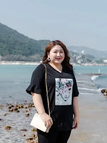 甜觅大码女装2019胖mm夏装胖妹妹200斤喇叭袖美女图案时尚韩版t恤