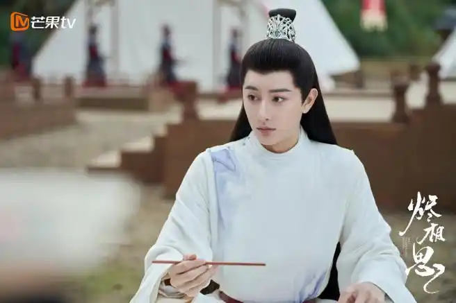 王佑硕超话#网剧烬相思#【容钰小相册】爱是就算我变成了无知幼童