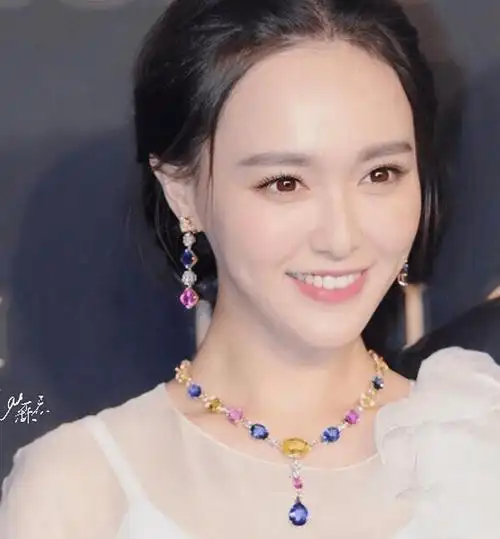 唐嫣复出后首次参加线下活动!