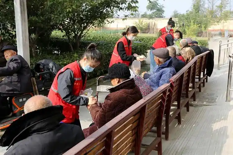 【我为群众办实事】萧县法院志愿者走进敬老院开展慰问活动