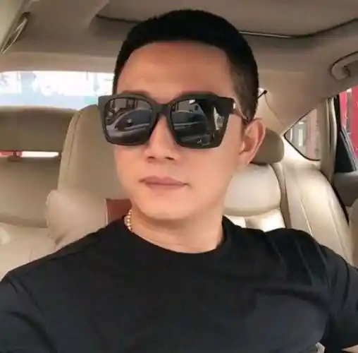 37岁丧偶男征婚照片(id:1952567)_香港香港征婚交友_我主良缘网