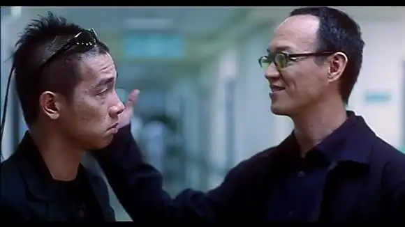 胜者为王:帮主之争,山鸡被冤枉刺杀雷少爷,一桶油漆倒脸上.