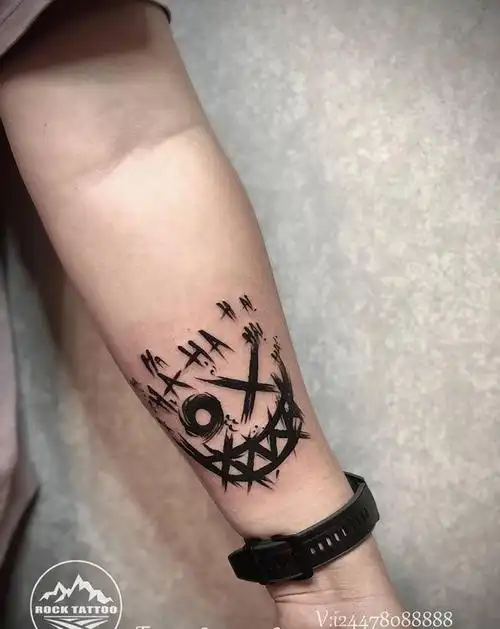 嘻哈风格纹身图片_手臂图腾纹身图案