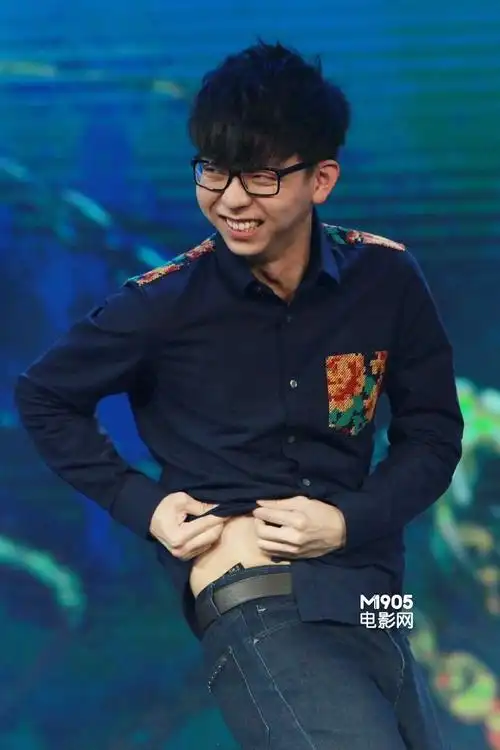 《四大名捕2》曝mv 胡夏露肉柳岩剑逼禽兽刘亦菲