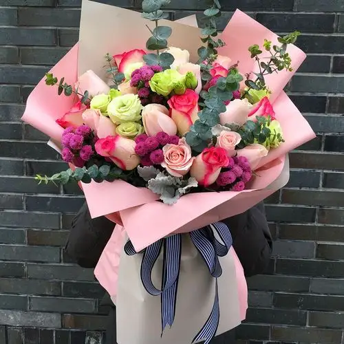 妇女节送女友杭州鲜花速递同城玫瑰混搭韩式花束女友爱人生日送花