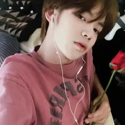 帅哥真人头像ins60张_男生头像_头像屋