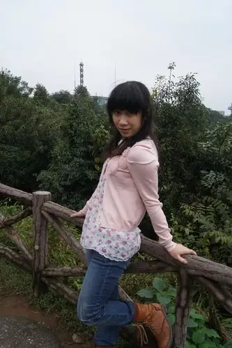 们,喜欢我的就一定要多多支持我,多多点击我照片左下角的爱心和分享喔