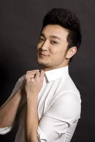 央视主持人小尼结婚了吗小尼老婆个人资料和图片 - 新宇视窗