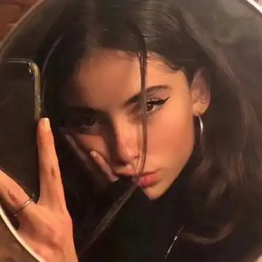 小众不易撞的慵懒酷拽风欧美女头_女生头像_美头网