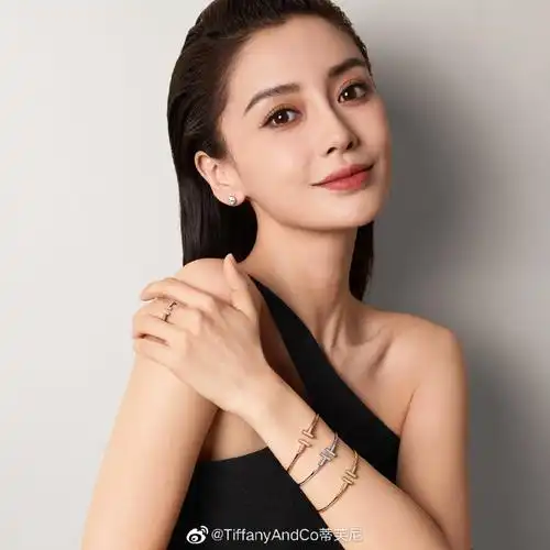 前往网页链接挑选#tiffany t#系列珠宝.