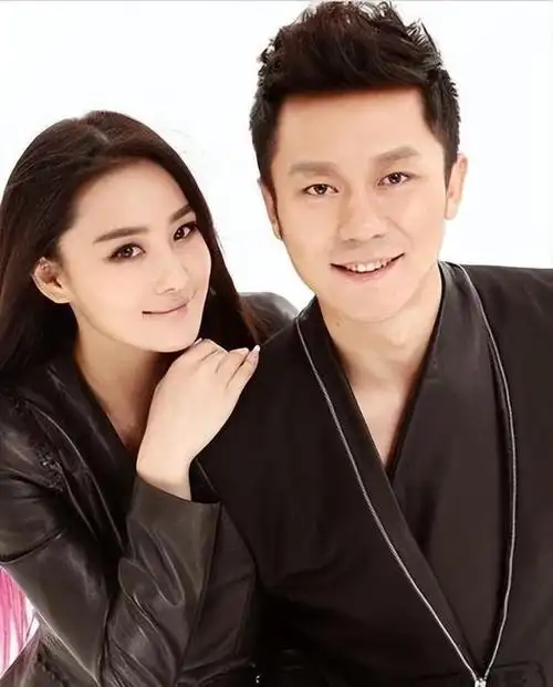 "靠嫁人咸鱼翻身"的张馨予:她丈夫何捷,究竟有多么厉害?