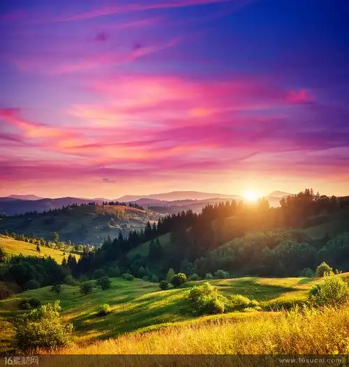 夕阳山林景色高清图片