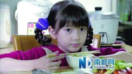 吴若瑄吴文瑄鬼马萌娃敢跟王菲比输赢