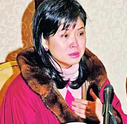 殖民地弃妇,薄情儿,悲情私生女:何婉琪家族的悲剧轮回