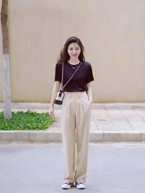 夏天面试女生穿什么衣服(女生面试如何穿搭最合适)