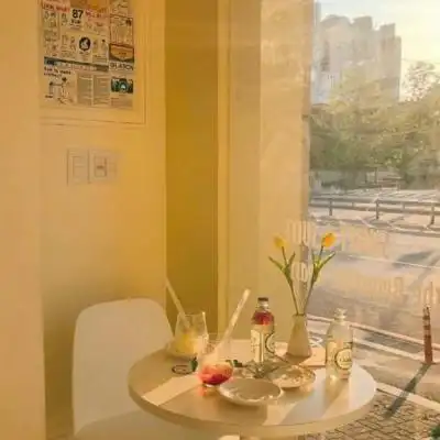 高清好看的暖色系静物图片简单头像