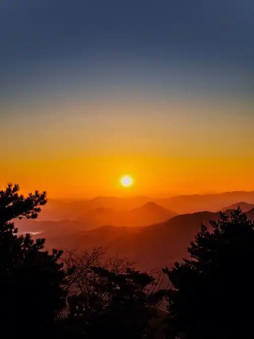 你好2022新年的第一场日出