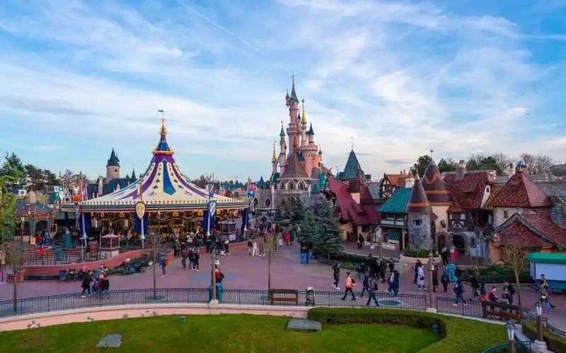 巴黎迪士尼乐园2020年2月7日