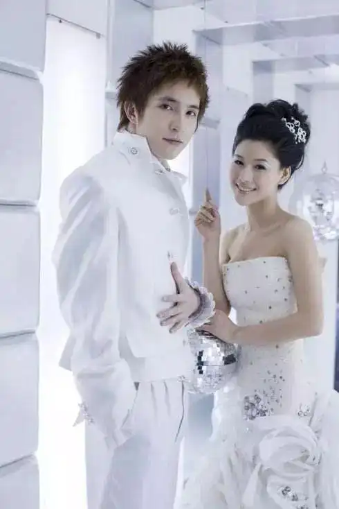 薛之谦高磊鑫当年结婚照曝光原来故事的真相如此简单其实你也可以