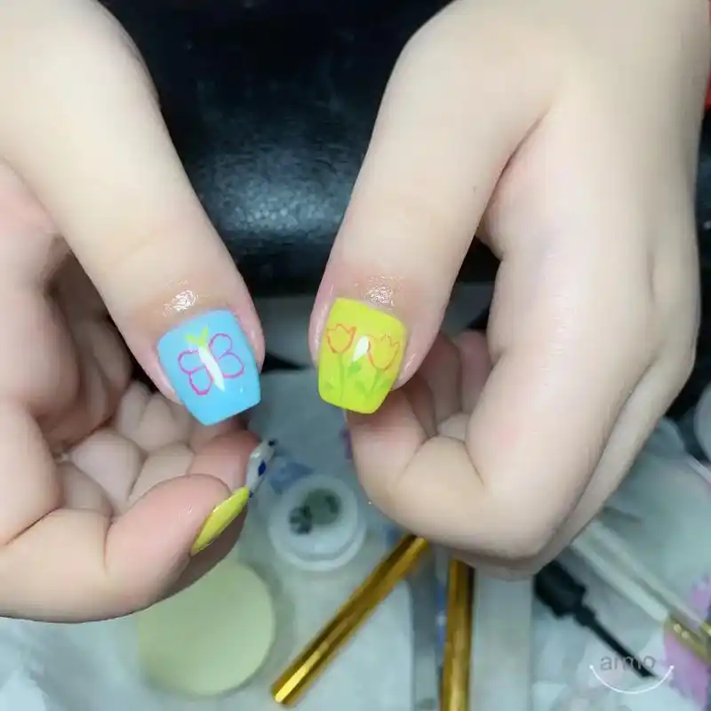 手绘美甲简笔画