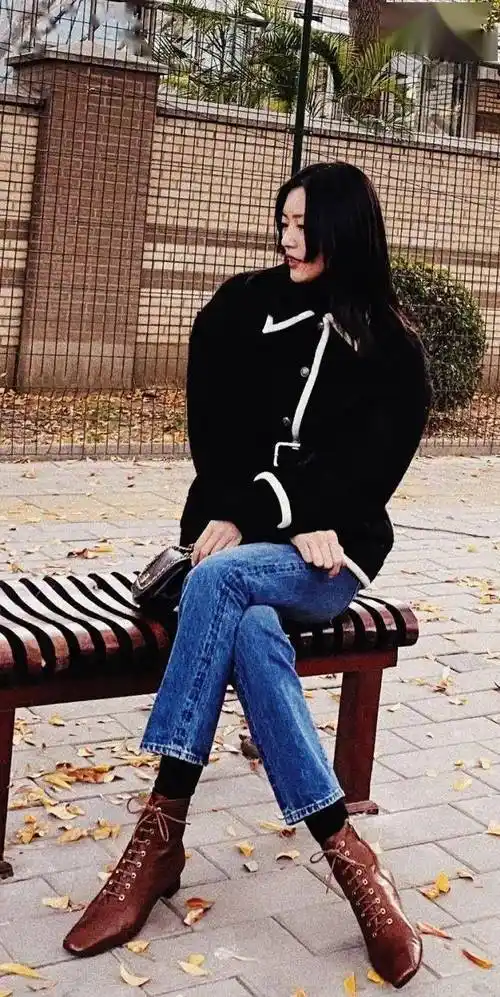 女明星的靴子有什么特别之处