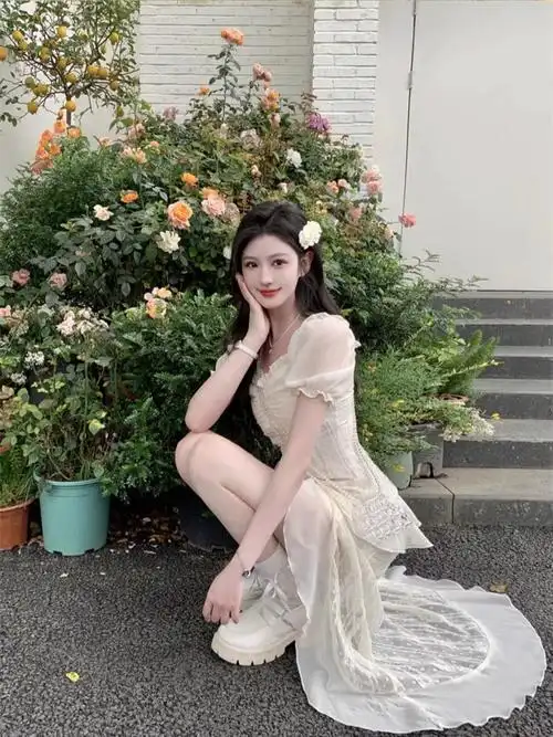 "夏梦花房"法式茶歇不规则前短后长裙摆收腰气质甜美方领连衣裙 - 17