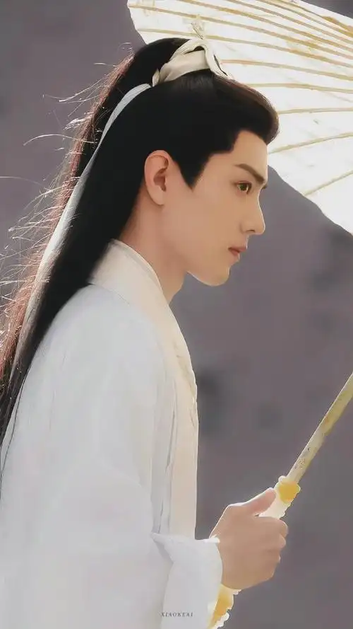 肖战超话#肖战时影##13肖战玉骨遥#肖战古装的美,在于瘦而不枯,端而