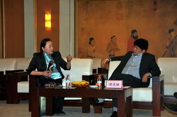 周虎震教授等领导到汇华学院,河北传媒学院考察