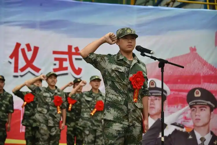 我院隆重举行2019年新兵入伍欢送仪式