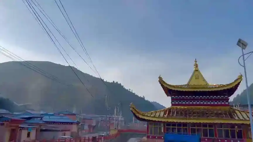 贡巴寺在车巴沟