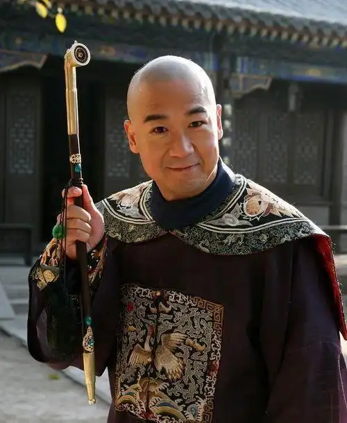 "铁三角"重聚命运大不同,张国立操劳王刚老来乐,张铁林仍生猛__财经