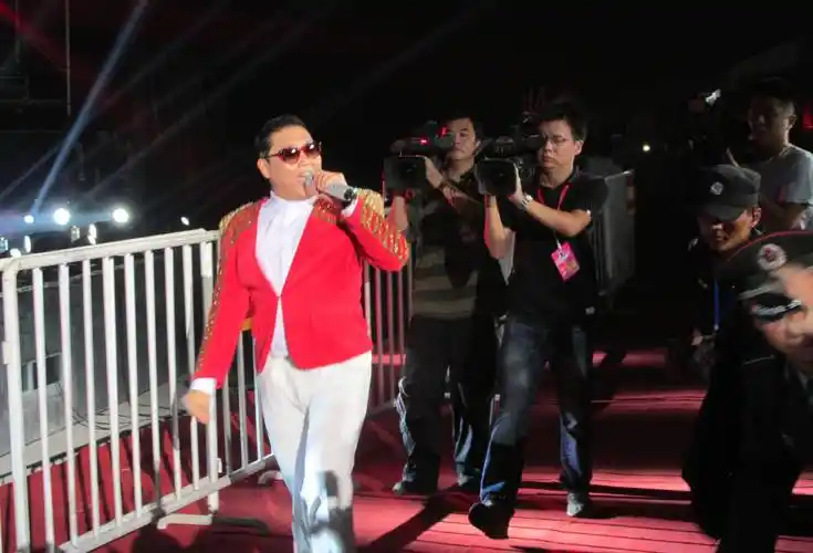 9年前,凭《江南style》火遍全球的鸟叔,如今为何"消失"了?