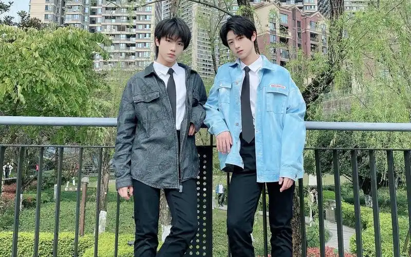 【苏新皓 朱志鑫】特务j