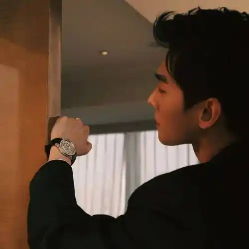 杨洋明星爱豆头像壁纸