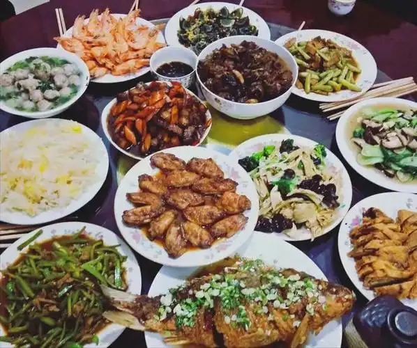 春节走亲戚朋友圈晒5个亲戚的招待饭菜网友第5家以后别去了