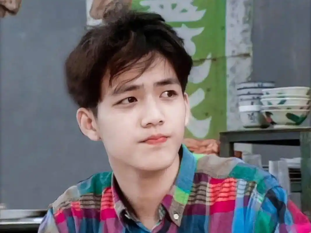 这张钟汉良年轻时候的照片也太帅了叭.