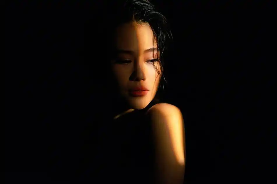 组图:袁娅维献唱前任3 女版《说散就散》mv曝光