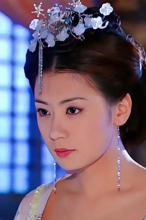 贾静雯的这双眼睛在娱乐圈也算是万里挑一的水平了吧