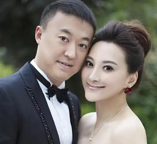 演员张宁益与奥运冠军马琳离婚后再嫁金融学霸如今怎样了