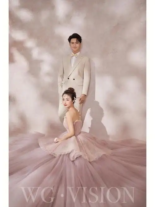 被彩色包围的仪式感婚纱照彩纱系列