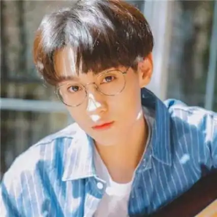 帅气男生头像超好看的男生阳光帅气头像