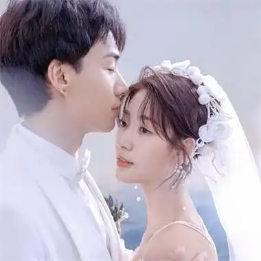 婚纱照情侣头像一对两张唯美婚纱情侣照