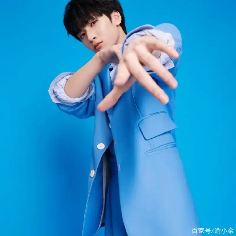 时代少年团《时尚芭莎》杂志宣传片